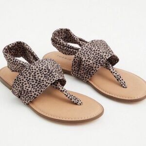 NWT Torrid Cheetah Print Stretch Fabric T-Strap Sandal - WW